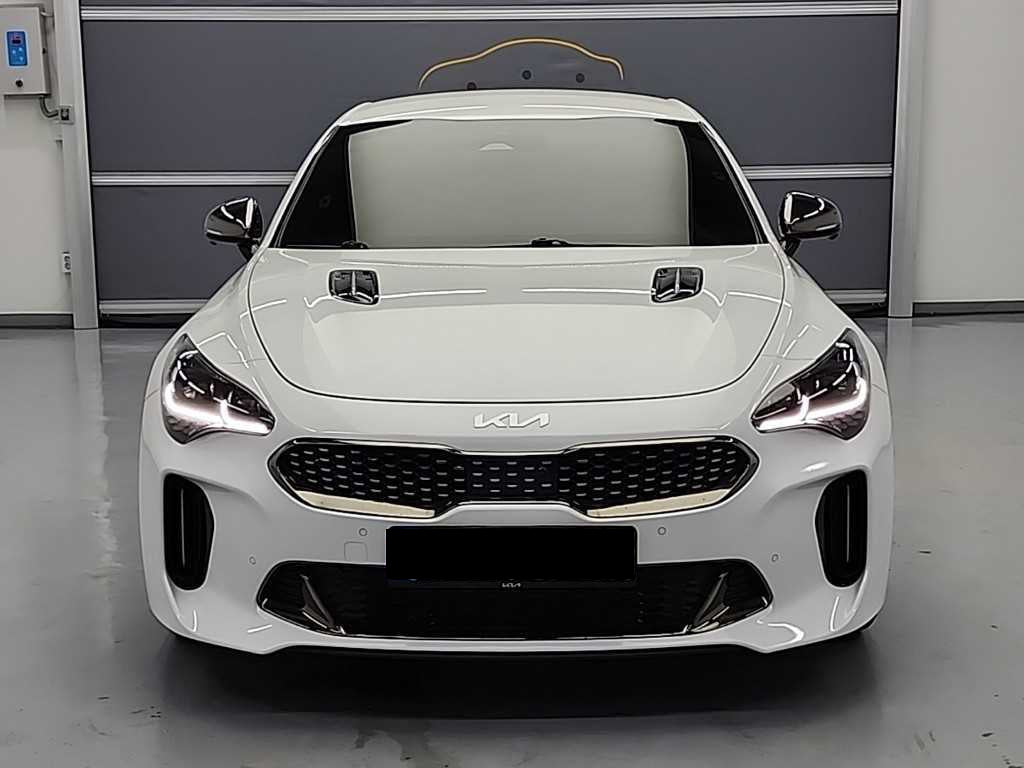 Kia Stinger — photo 02