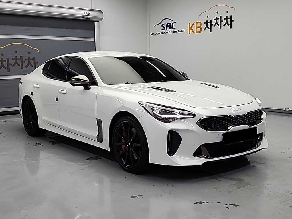 Kia Stinger — photo 04