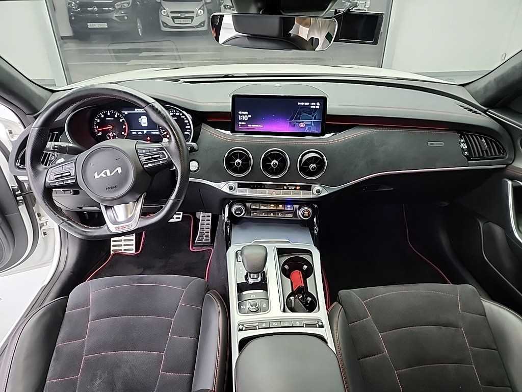 Kia Stinger — photo 07