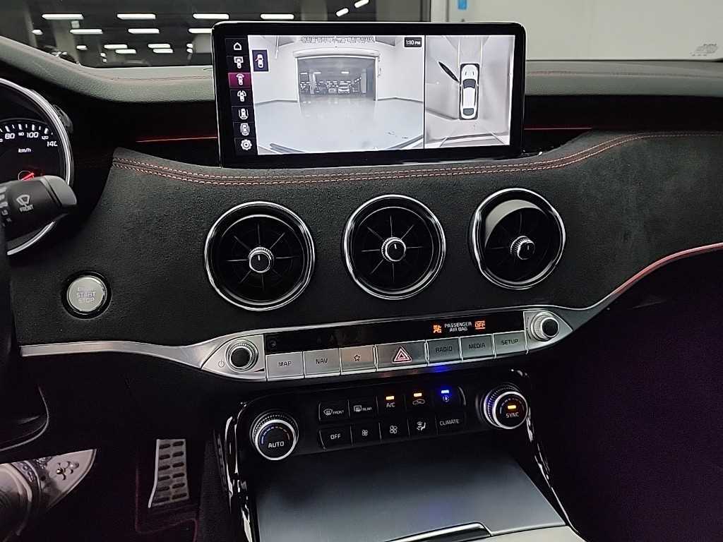 Kia Stinger — photo 10