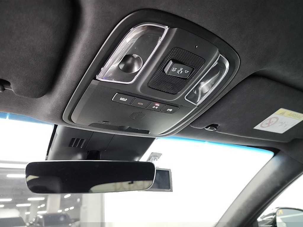 Kia Stinger — photo 17