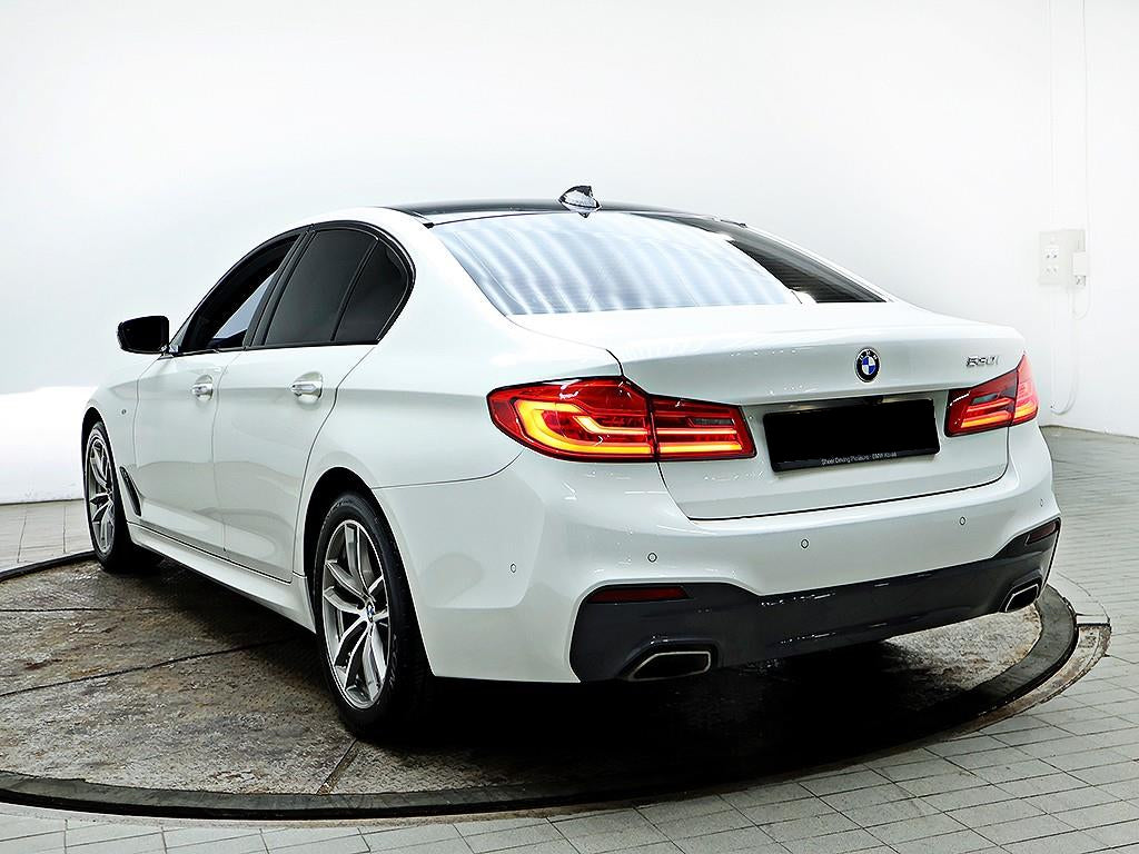 BMW 5-Series — photo 04