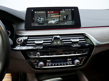 BMW 5-Series — photo 09