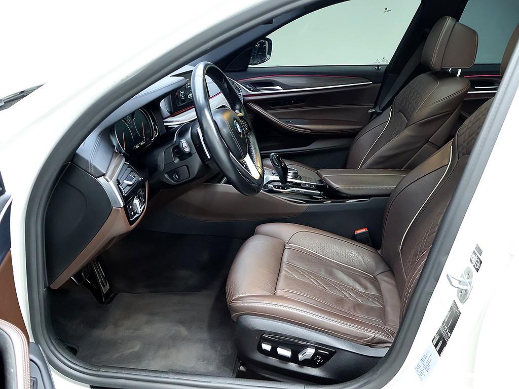 BMW 5-Series — photo 11
