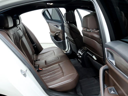 BMW 5-Series — photo 12