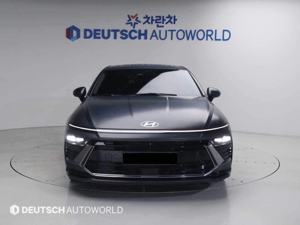 Hyundai Sonata — photo 03