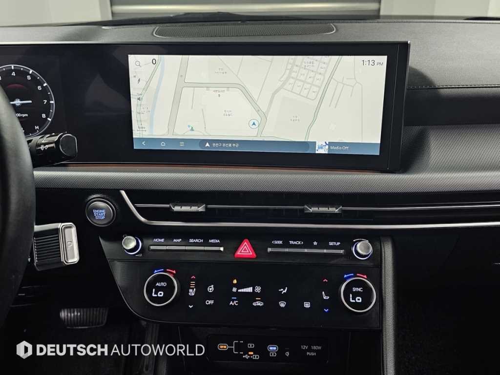 Hyundai Sonata — photo 14