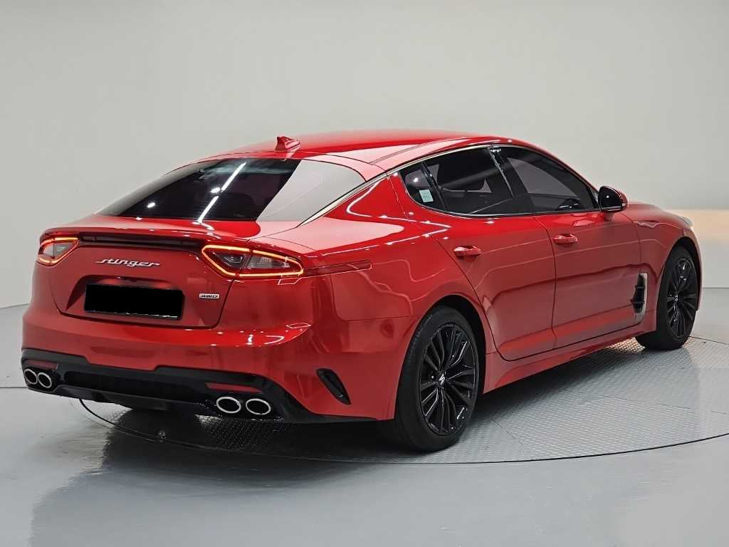Kia Stinger — photo 04
