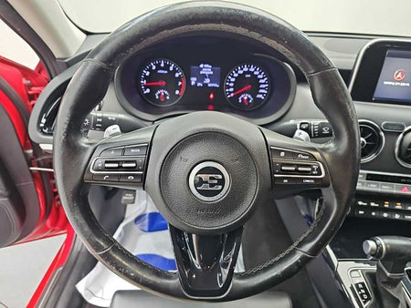 Kia Stinger — photo 09