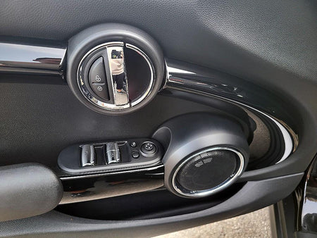 Mini Cooper Convertible — photo 12