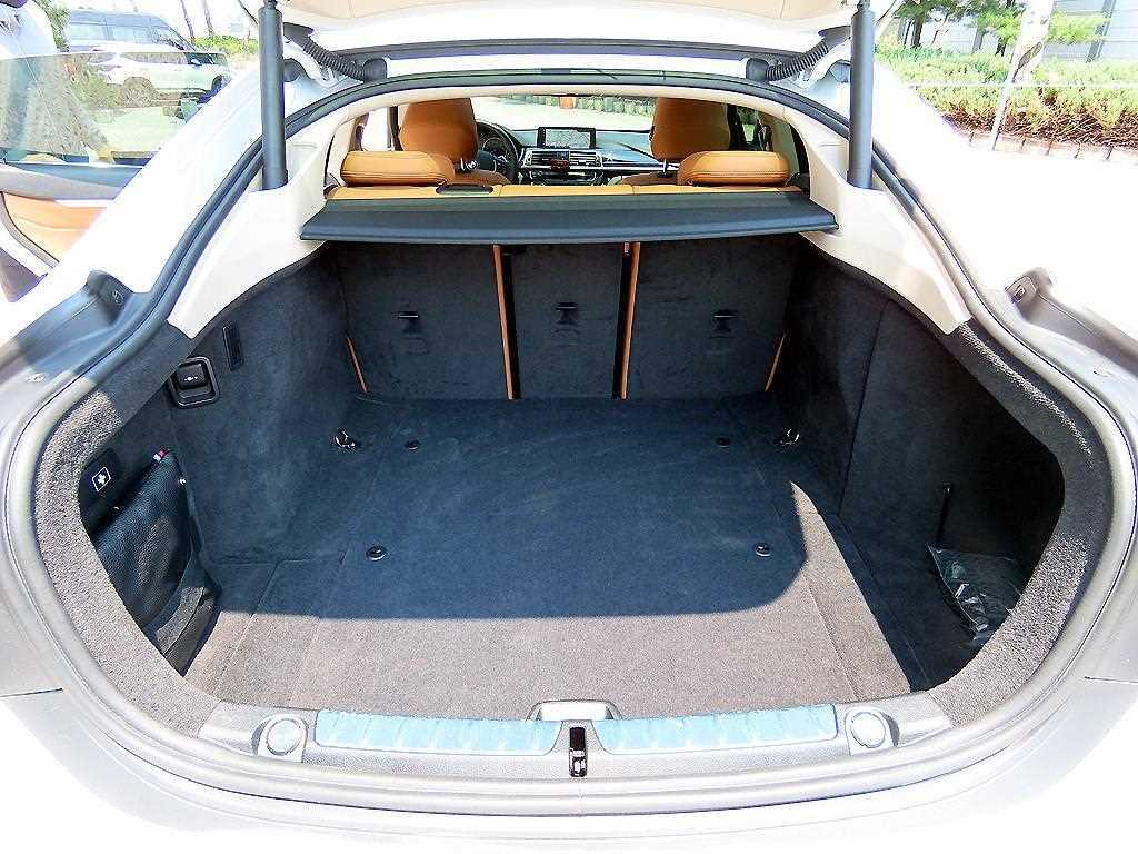 BMW 4-Series — photo 17
