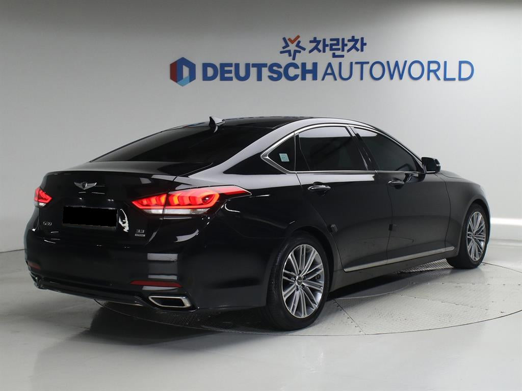 Genesis G80 — photo 02