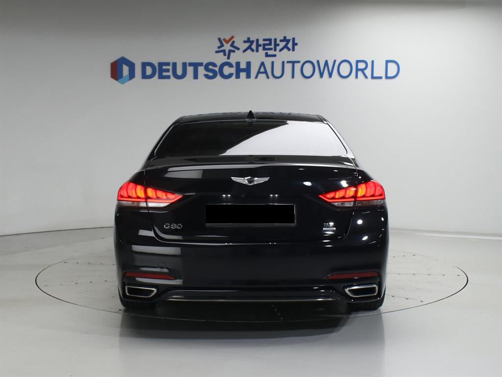 Genesis G80 — photo 04
