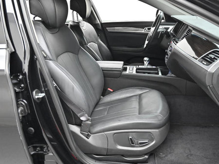 Genesis G80 — photo 09