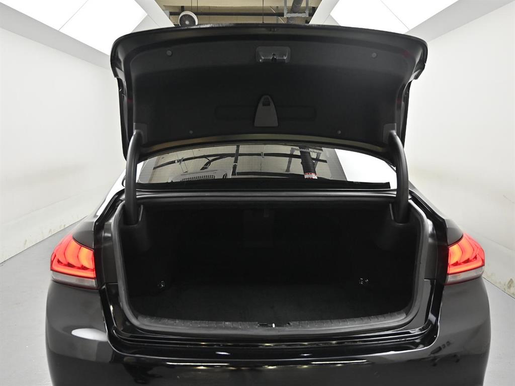 Genesis G80 — photo 18