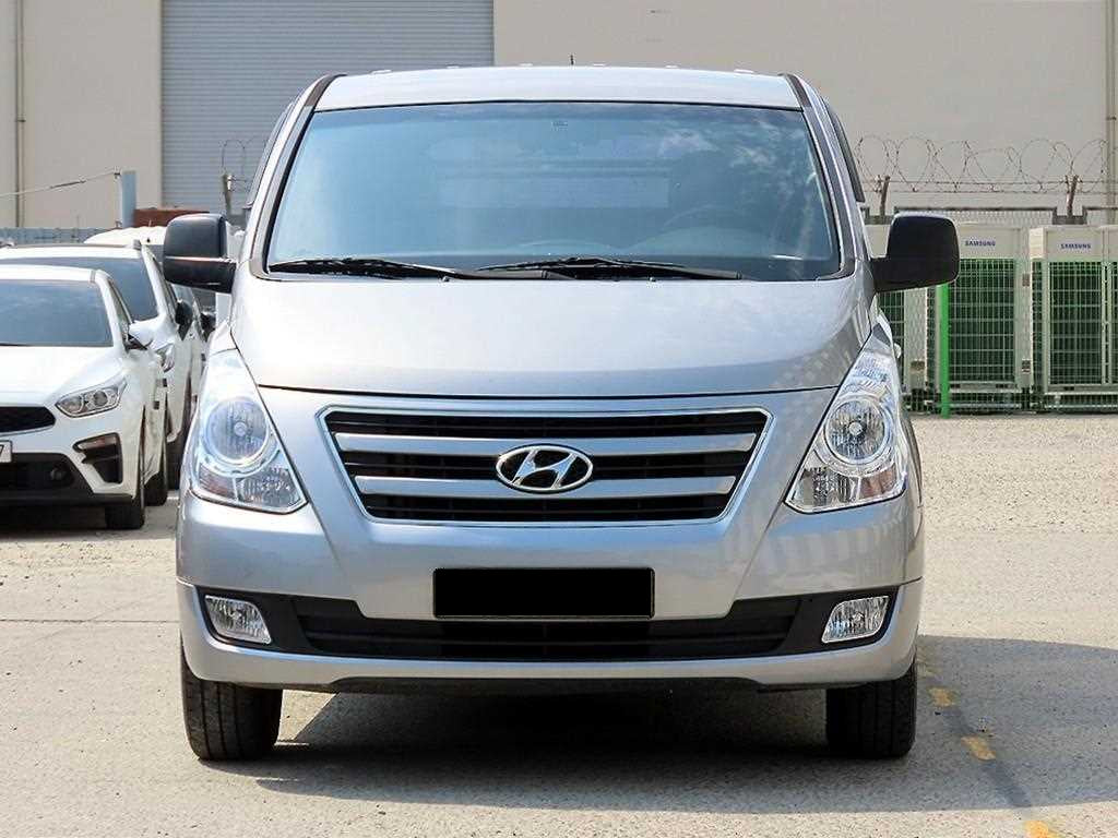 Hyundai Starex — photo 01
