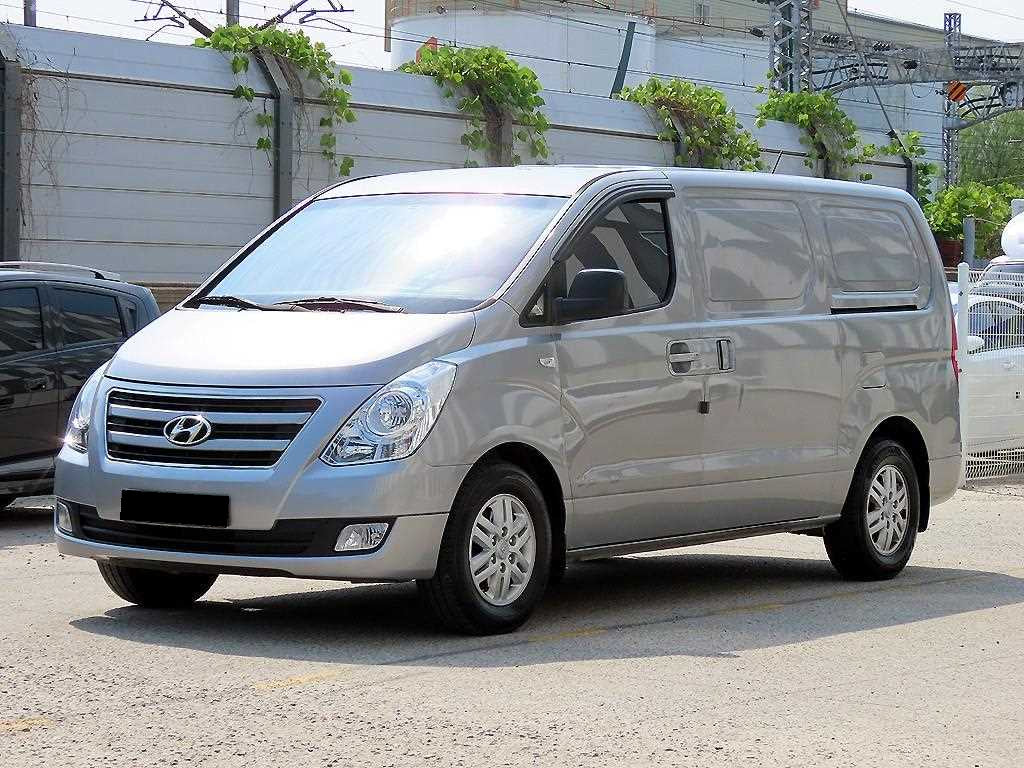 Hyundai Starex — photo 02