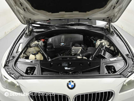 BMW 5-Series — photo 06