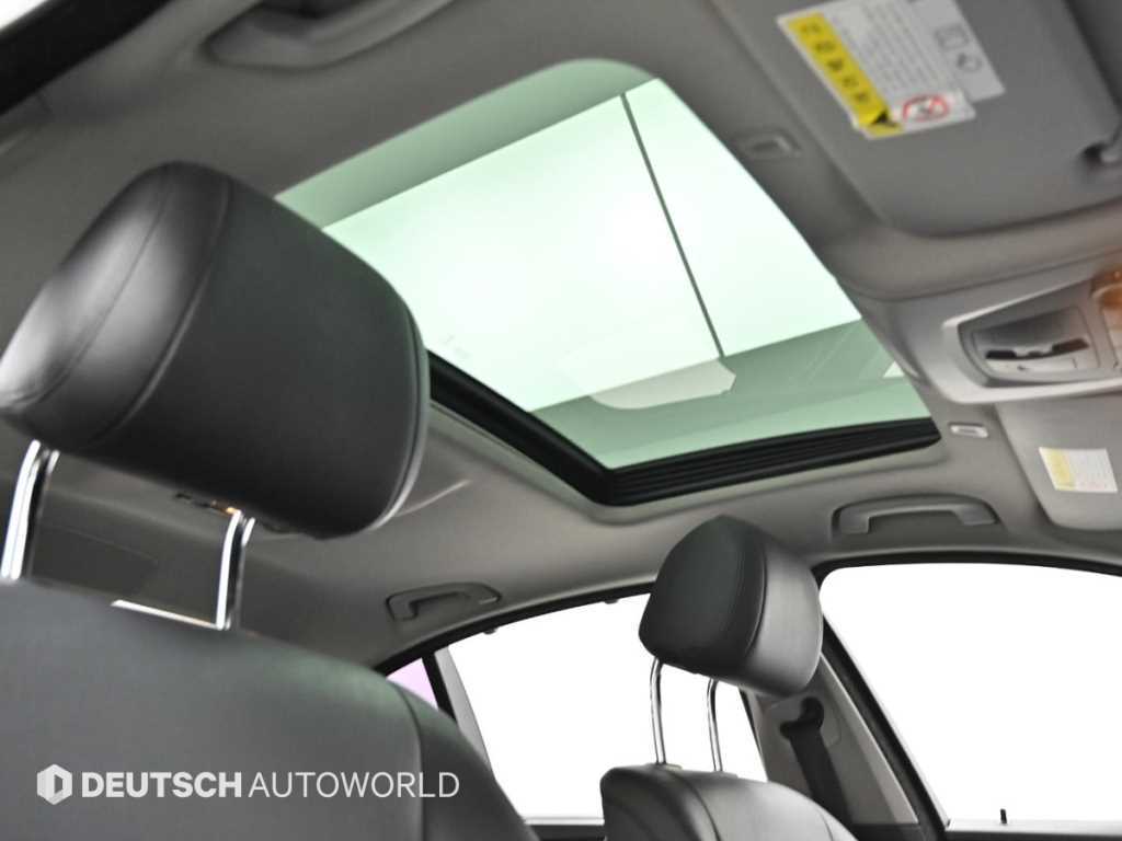 BMW 5-Series — photo 18