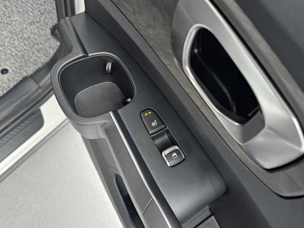 Kia Sorento — photo 19
