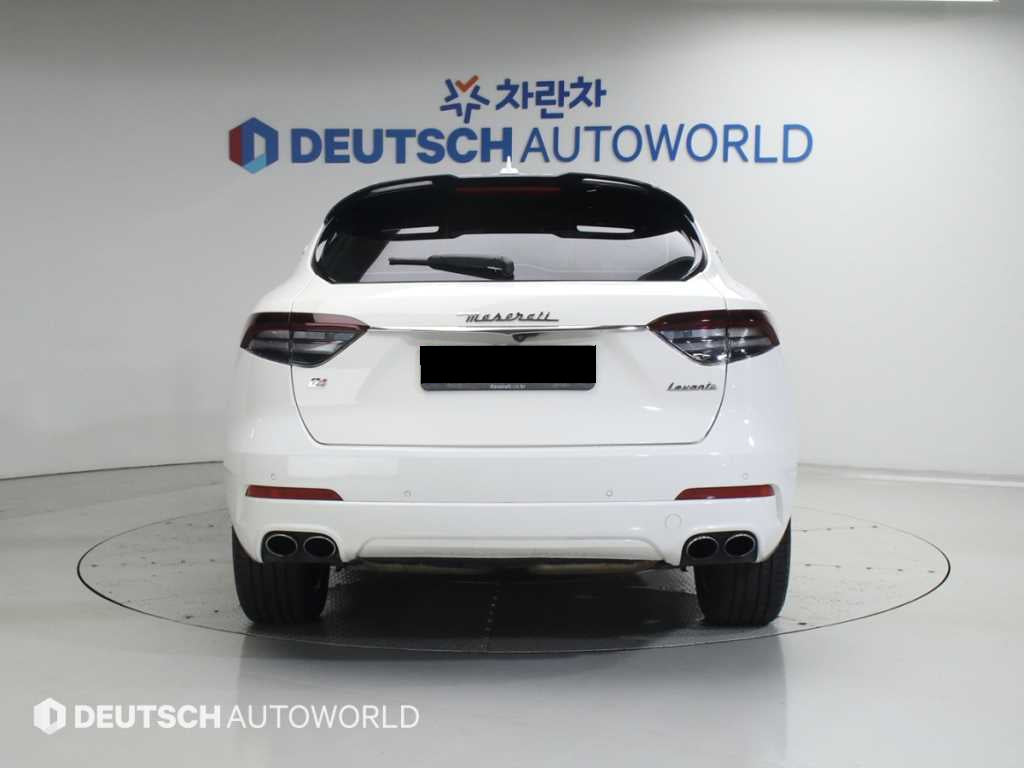 Maserati Levante — photo 04