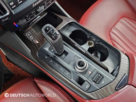 Maserati Levante — photo 09