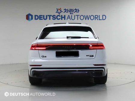 Audi Q8 — photo 04