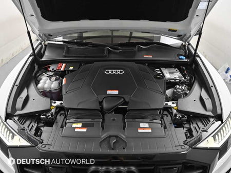 Audi Q8 — photo 06