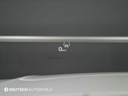 Audi Q8 — photo 17