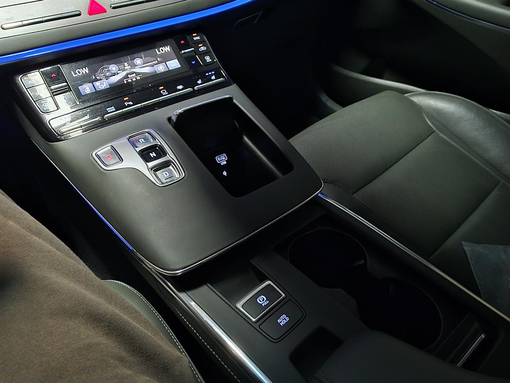 Hyundai Grandeur — photo 10