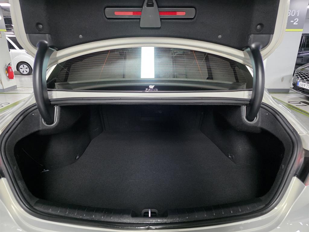 Hyundai Grandeur — photo 20