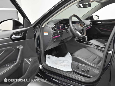Volkswagen Jetta — photo 11