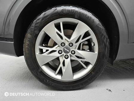 Genesis GV70 — photo 05