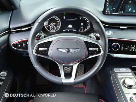 Genesis GV70 — photo 13
