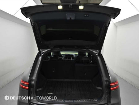 Genesis GV70 — photo 19