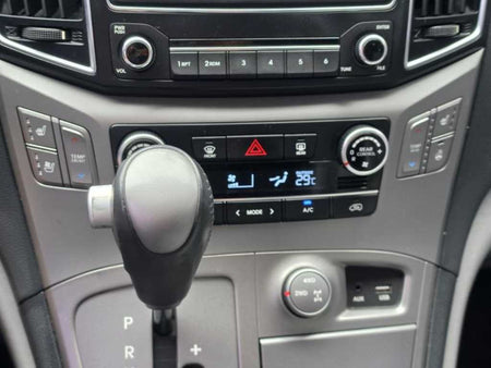 Hyundai Starex — photo 15