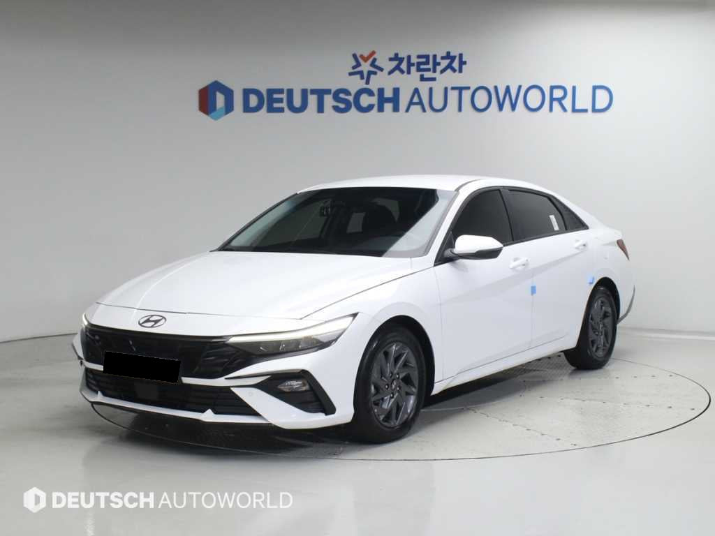 Hyundai Avante — photo 03