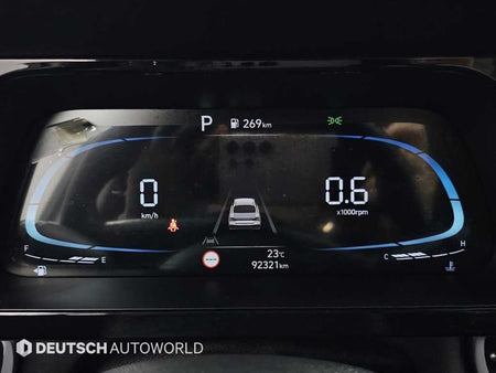 Hyundai Avante — photo 06