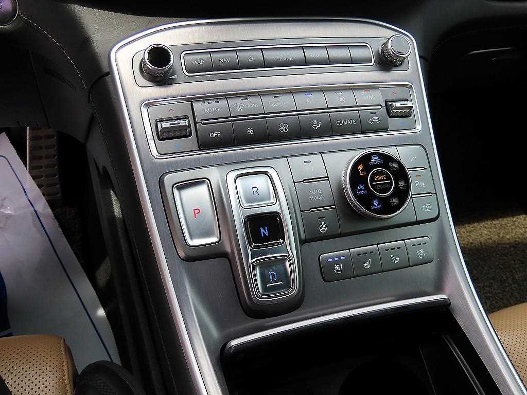 Hyundai Santafe — photo 11