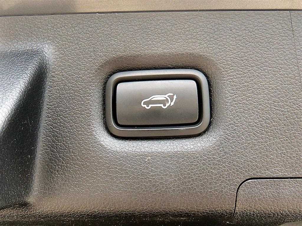Hyundai Santafe — photo 16