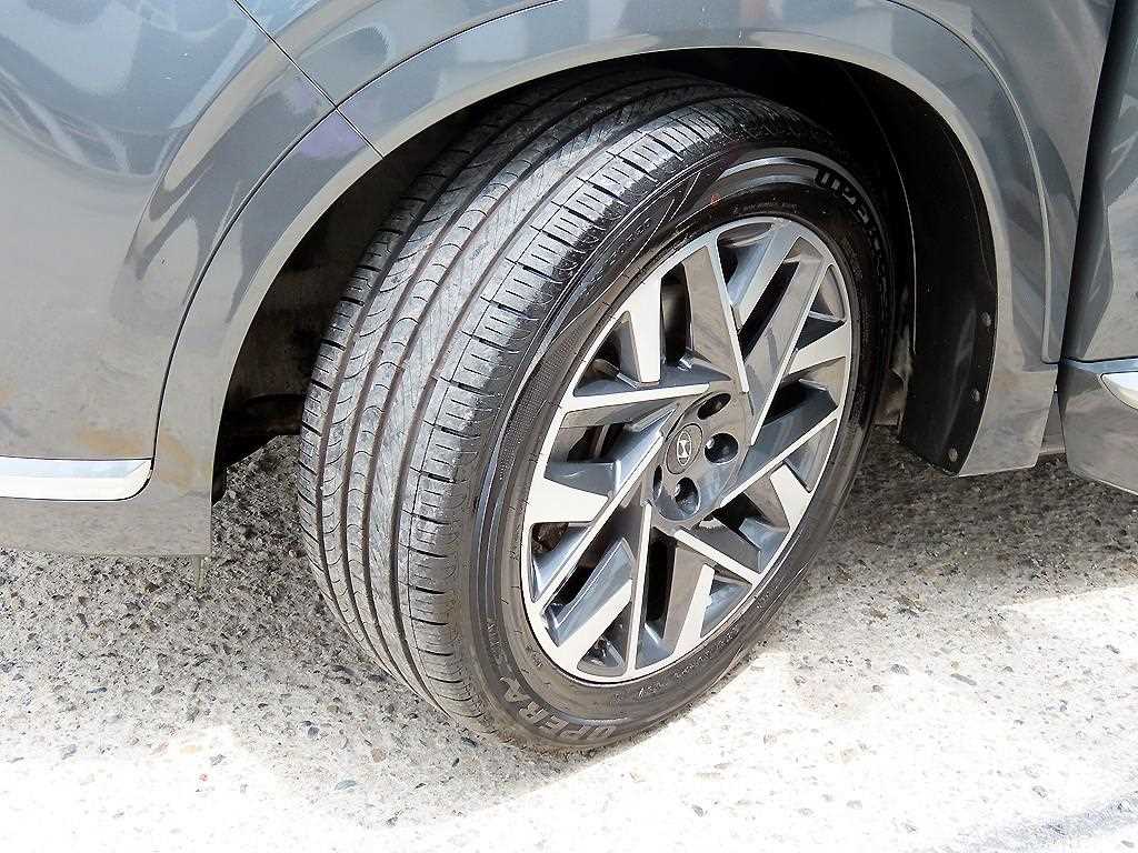 Hyundai Santafe — photo 20