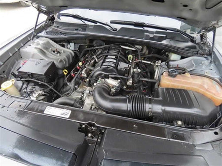 Dodge Challenger — photo 17