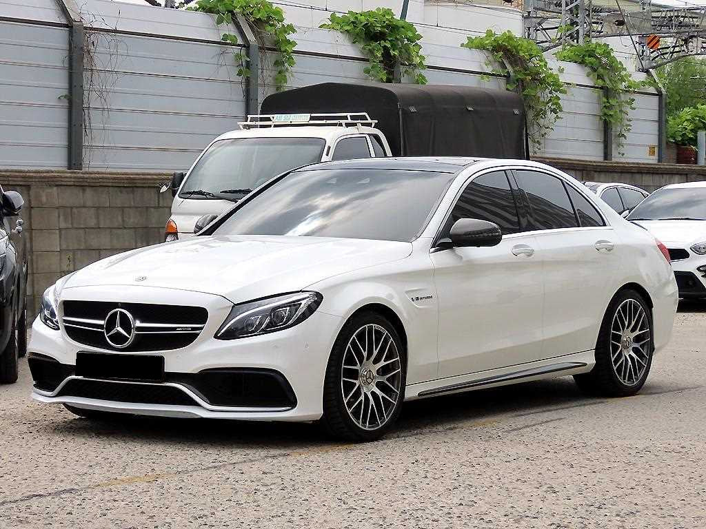 Mercedes-Benz C-Class — photo 02