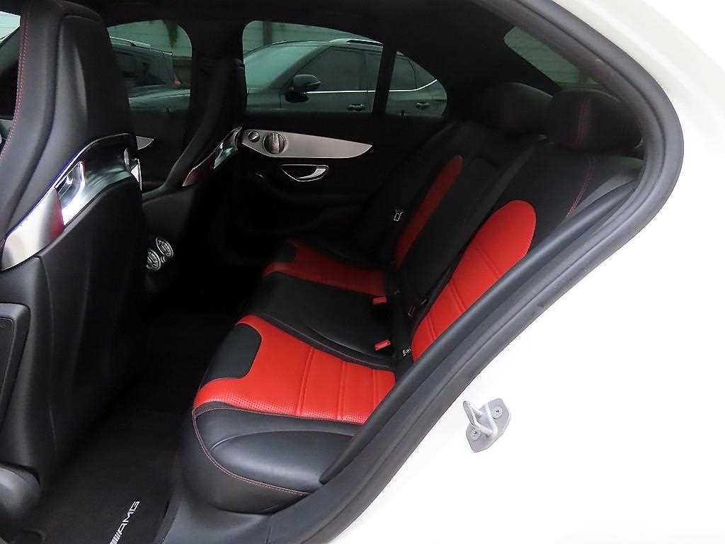 Mercedes-Benz C-Class — photo 06