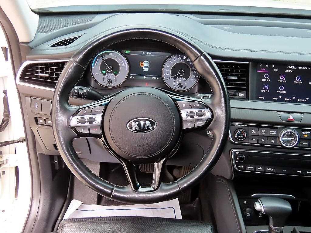 Kia K7 — photo 08
