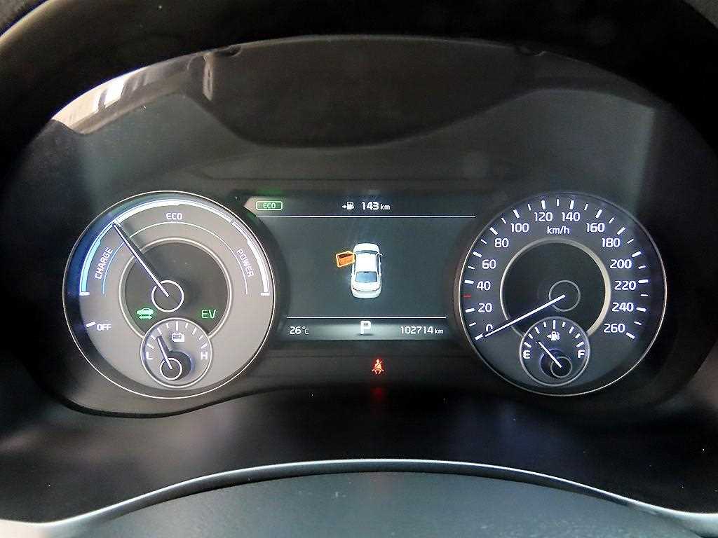 Kia K7 — photo 09