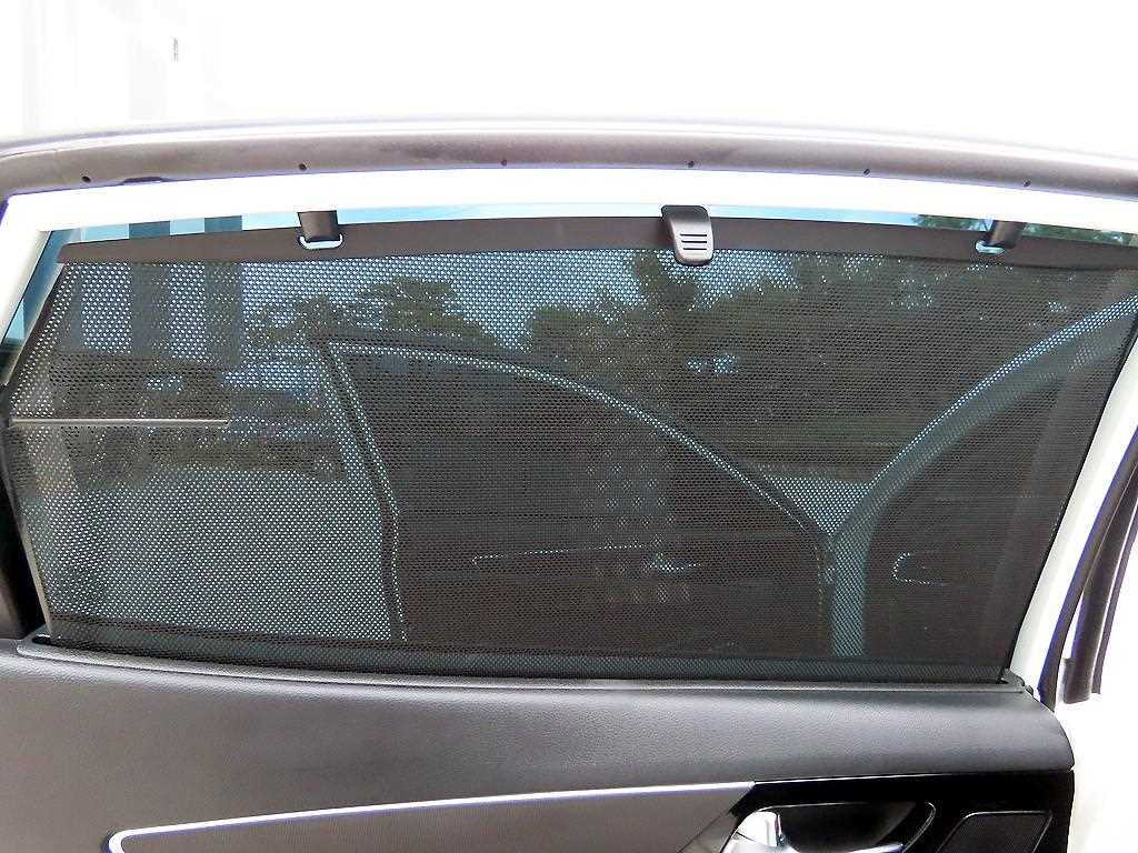Kia K7 — photo 15