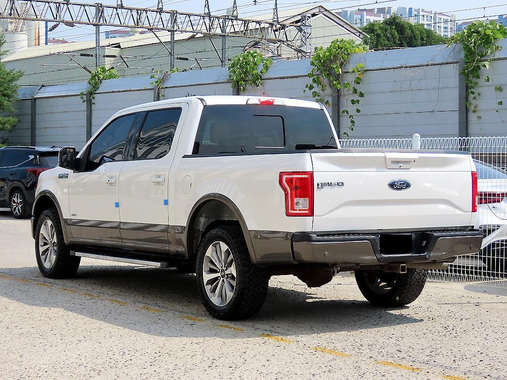Ford F150 — photo 03