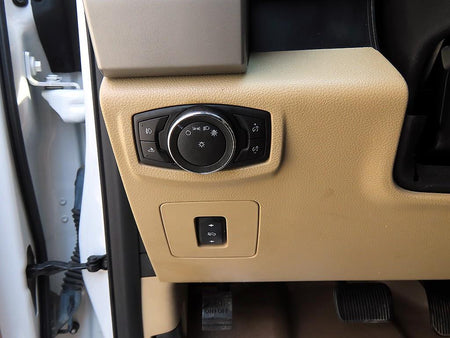 Ford F150 — photo 12