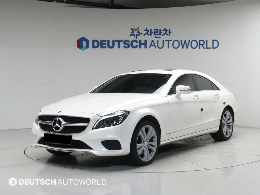 Mercedes-Benz CLS-Class — photo 01